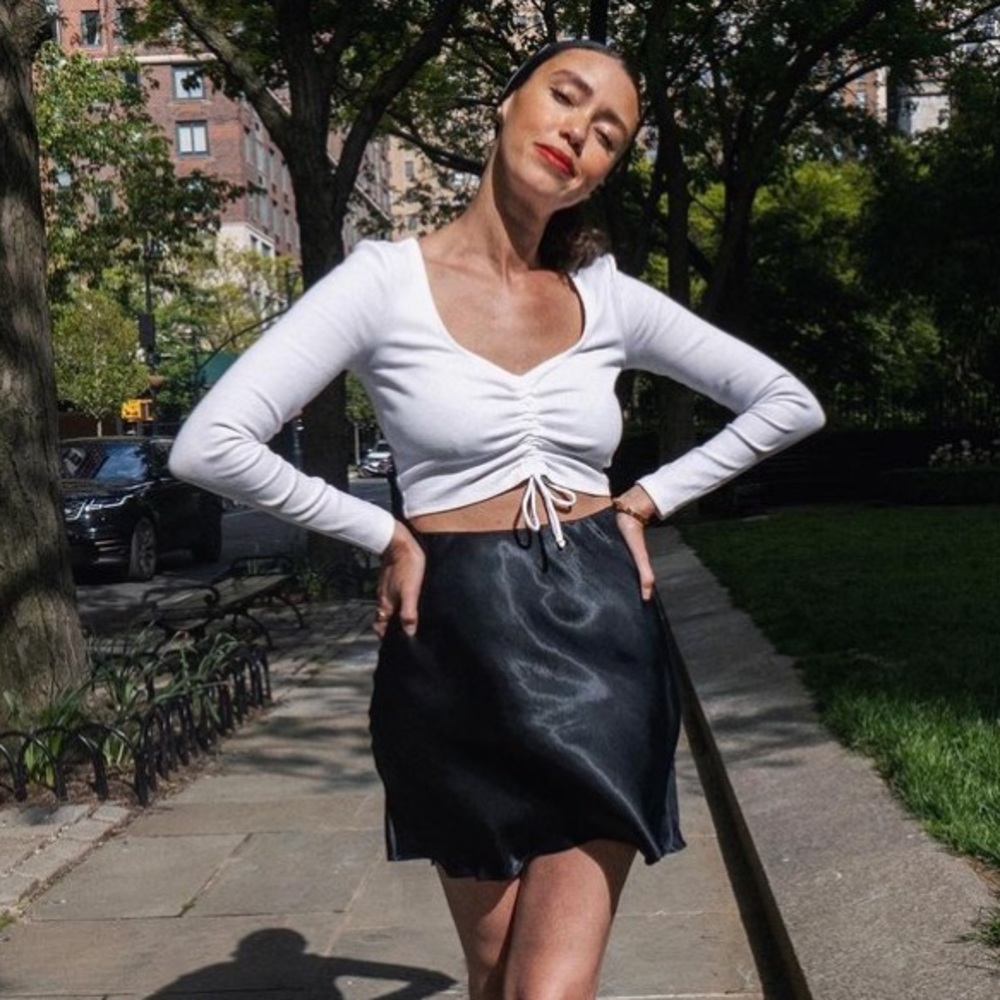 H&M White Long Sleeve Crop Top